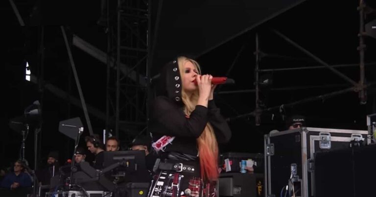 Pop-Punk Icon Avril Lavigne Reveals 2026 Tour Across Major US Cities